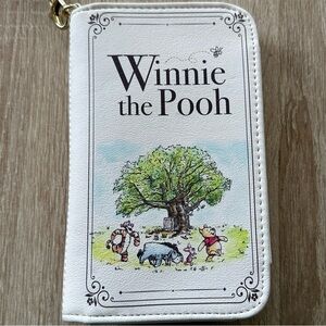 Loungefly Winnie The Pooh Tech Purse